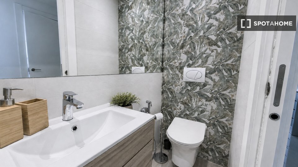 Apartment Alicante, 2 beds — photo 5