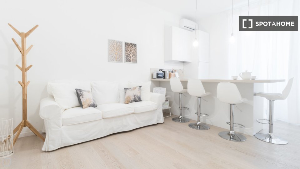 Apartment Milan, 1 bed — photo 2