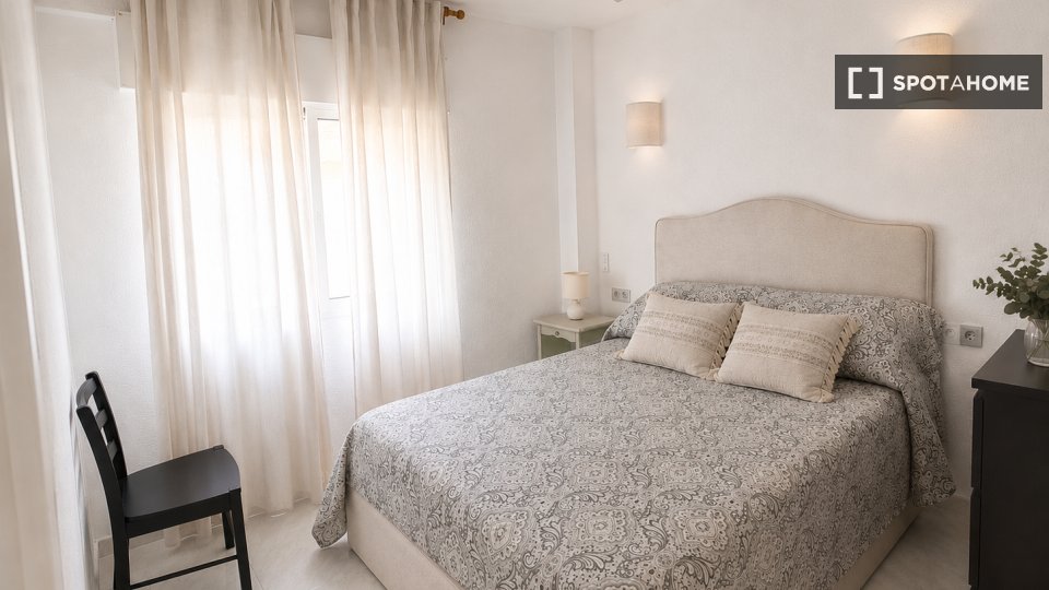 Apartment Malaga, 3 beds — photo 6