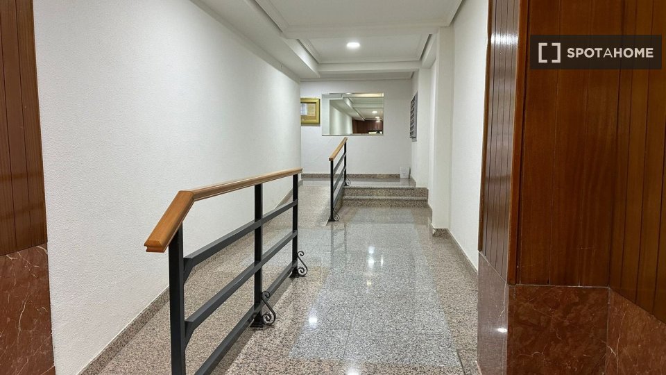 Double room Madrid, 5 beds — photo 28