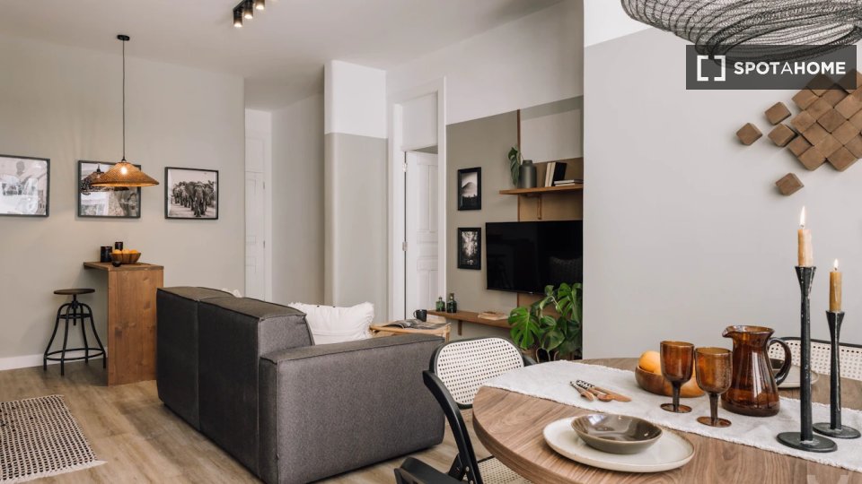 Apartment Lisbon, 1 bed, 49m² — photo 19
