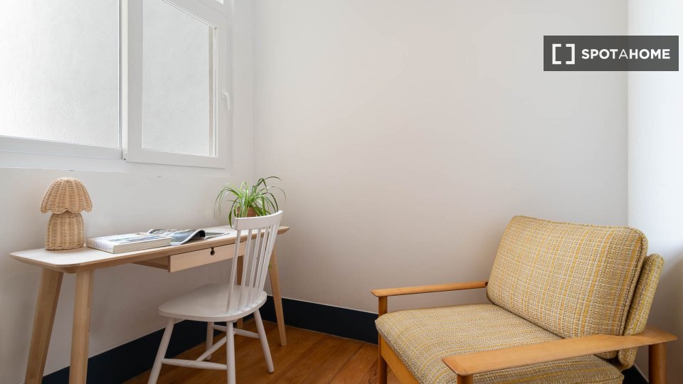 Double room Lisbon, 7 beds — photo 13