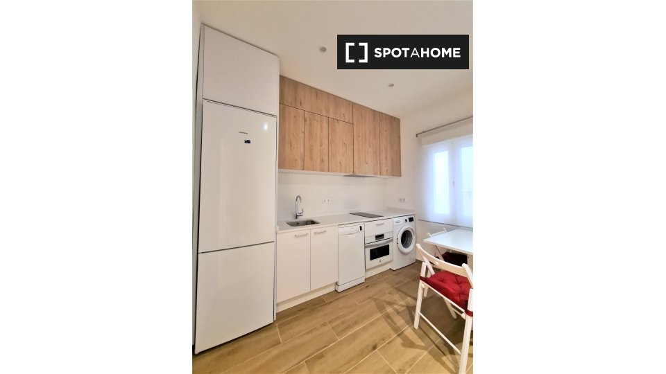 Apartment Madrid, 2 beds, 40m² — photo 1