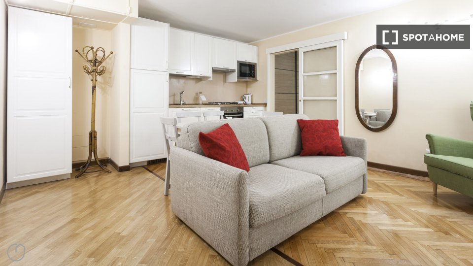 Apartment Milan, 1 bed, 56m² — photo 18