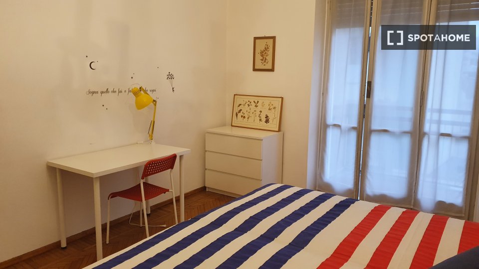 Camera doppia Torino, 4 camere, 110m² — foto 2