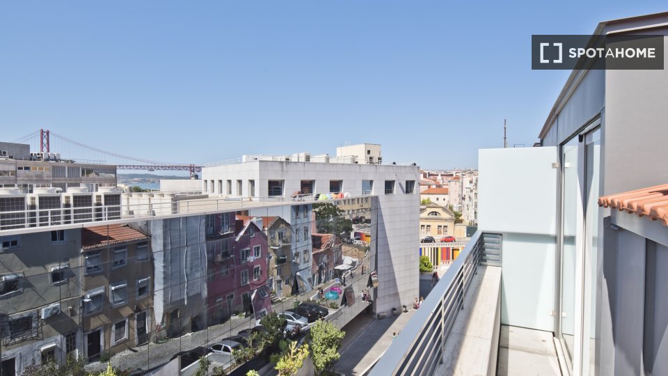 Apartment mono Lisbon, 30m² — photo 1