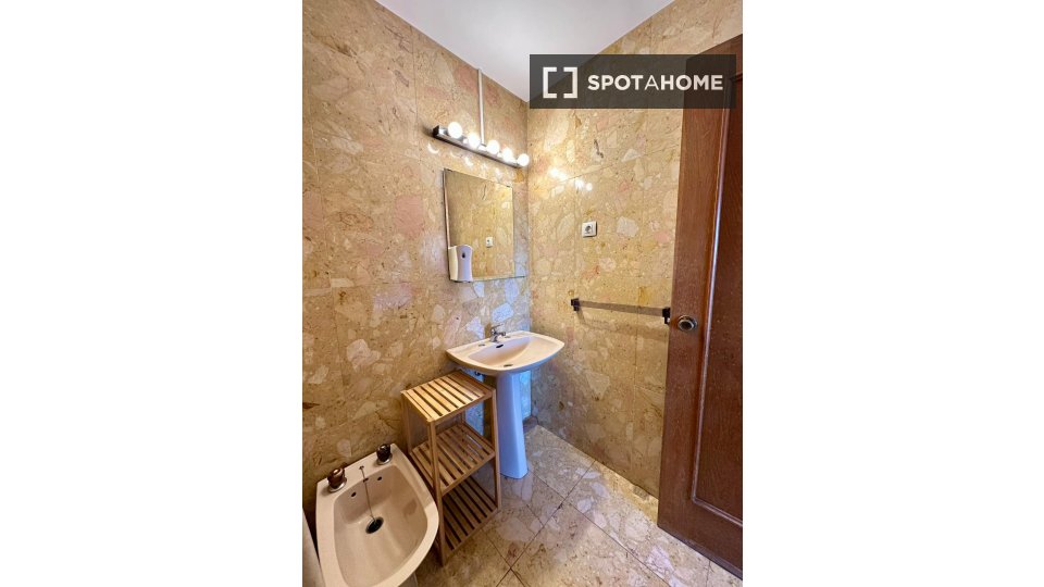 Apartment Madrid, 1 bed, 45m² — photo 12