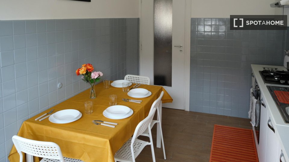 Double room Naples, 4 beds — photo 13