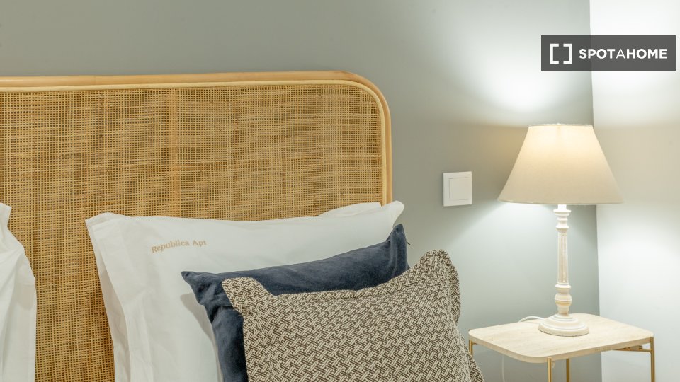 Apartment Porto, 2 beds, 76m² — photo 11