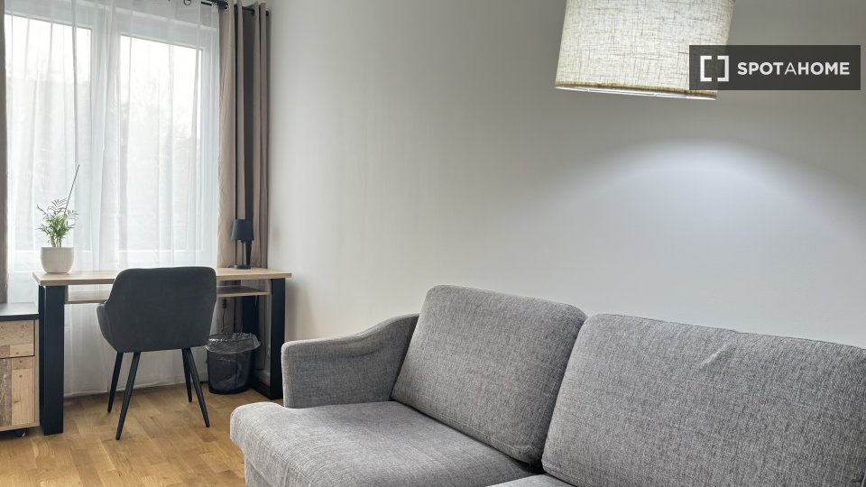 Double room Berlin, 4 beds, 110m² — photo 13