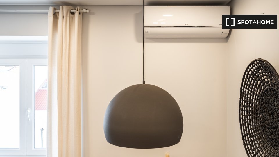 Apartment Lisbon, 2 beds — photo 16