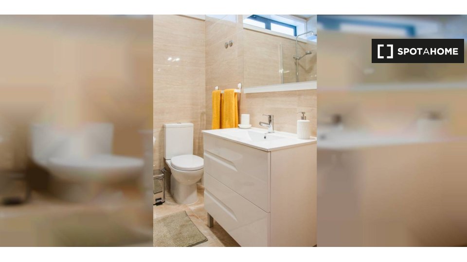 Double room Porto, 5 beds — photo 17