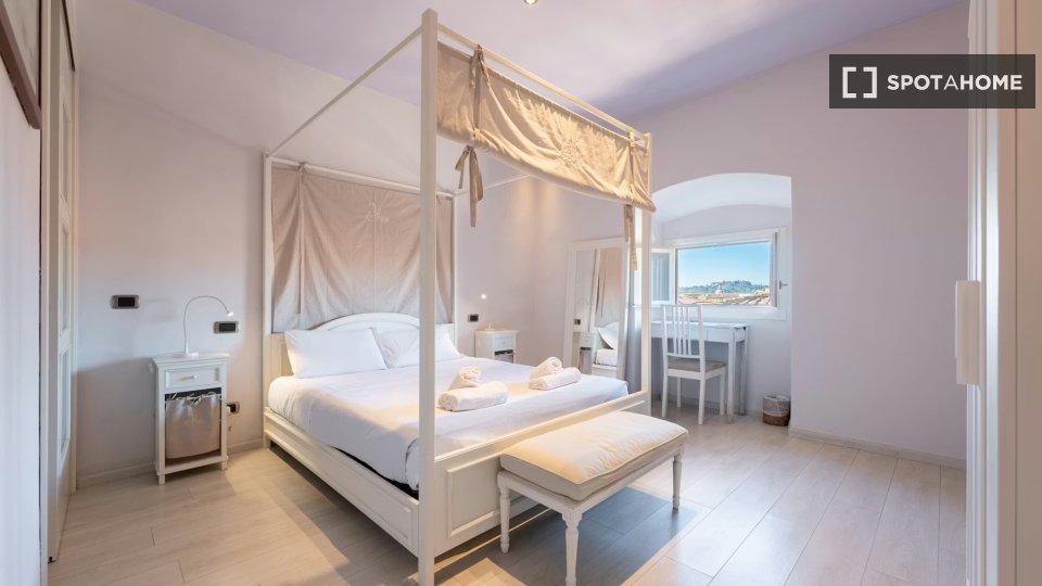 Apartment Florence, 1 bed — photo 1