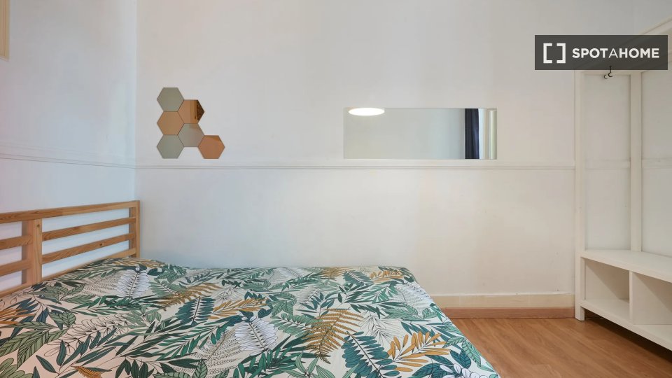 Double room Lisbon, 4 beds — photo 1