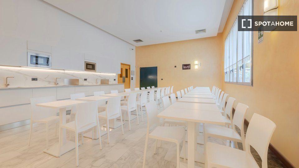 Camera doppia Torino, 52 camere — foto 24