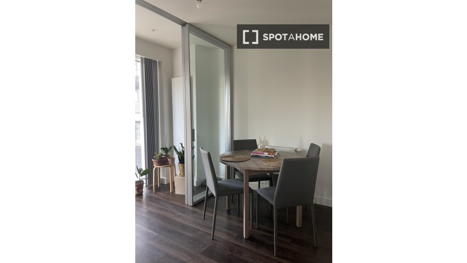 Apartment London, 1 bed, 60m² — photo 3