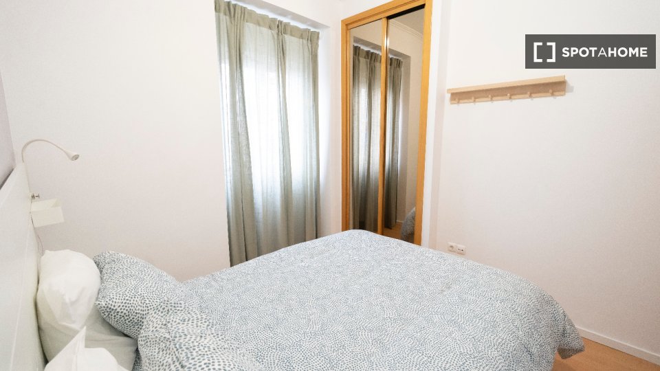 Apartment mono Lisbon, 45m² — photo 13