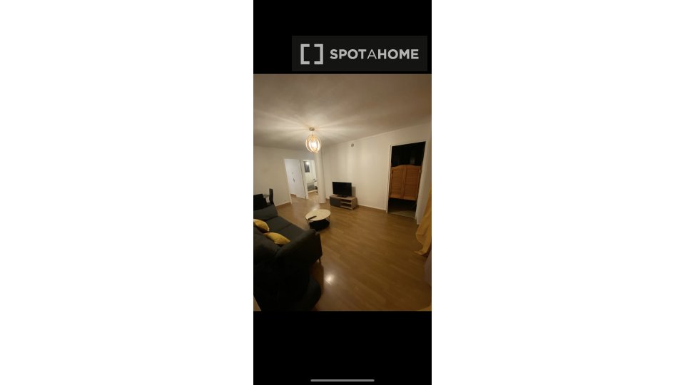 Double room Paris, 3 beds, 70m² — photo 2