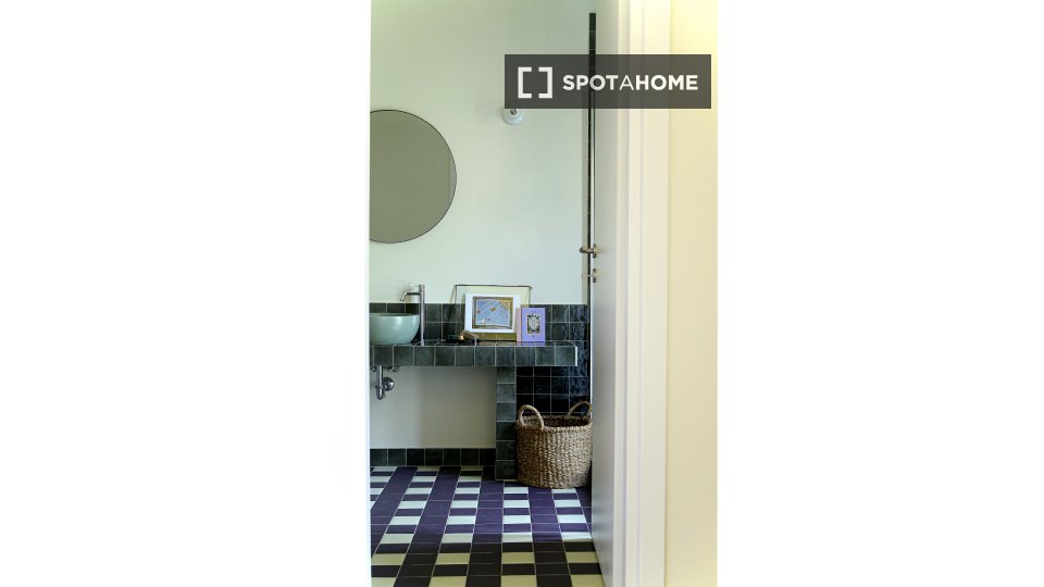 Double room Rome, 2 beds, 75m² — photo 1