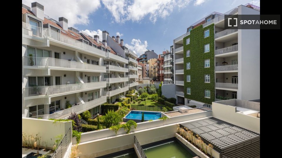 Apartment Lisbon, 1 bed — photo 8