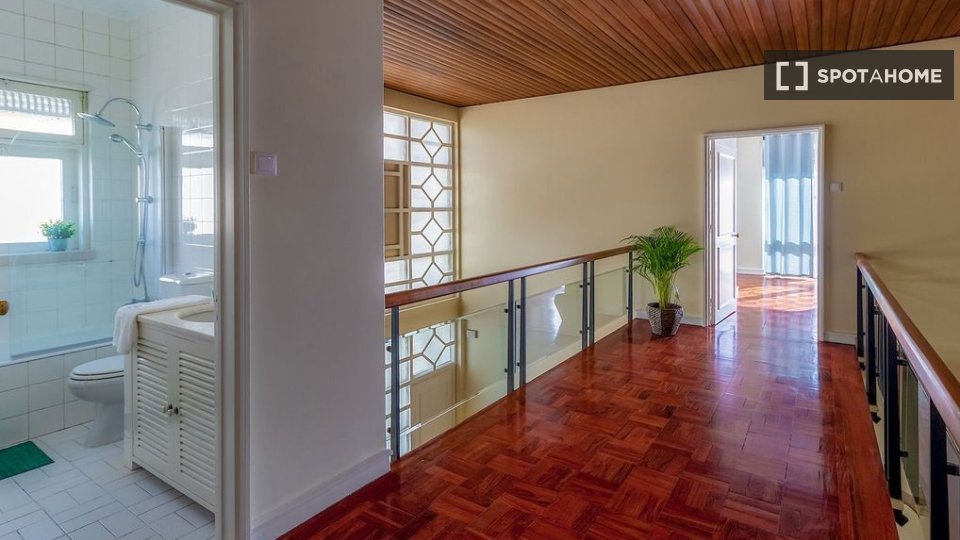 Double room Porto, 10 beds, 500m² — photo 10