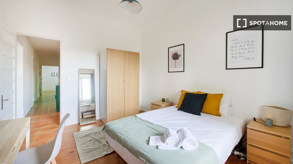 Double room Lisbon, 7 beds — photo 18
