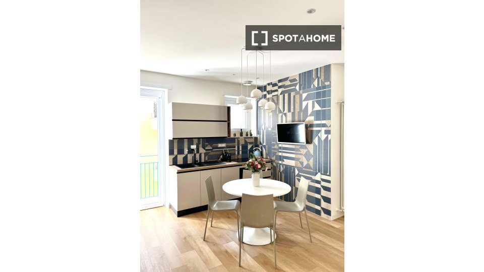 Apartment Rome, 1 bed, 72m² — photo 11