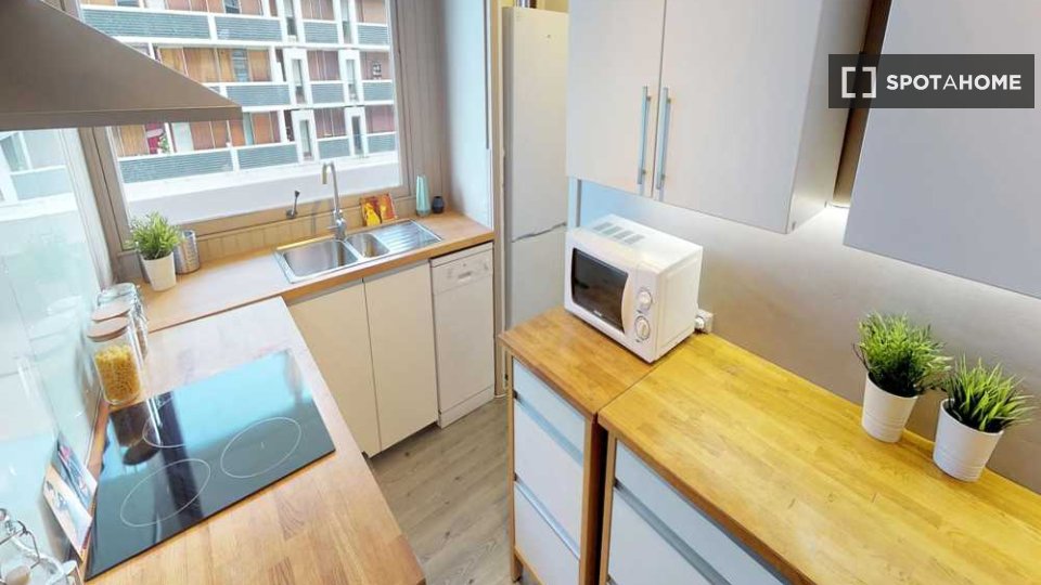 Double room Lille, 4 beds, 80m² — photo 7