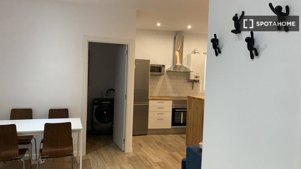 Apartment Madrid, 3 beds, 76m² — photo 3