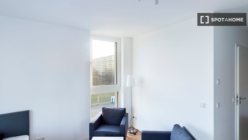 Apartment mono Berlin — photo 26