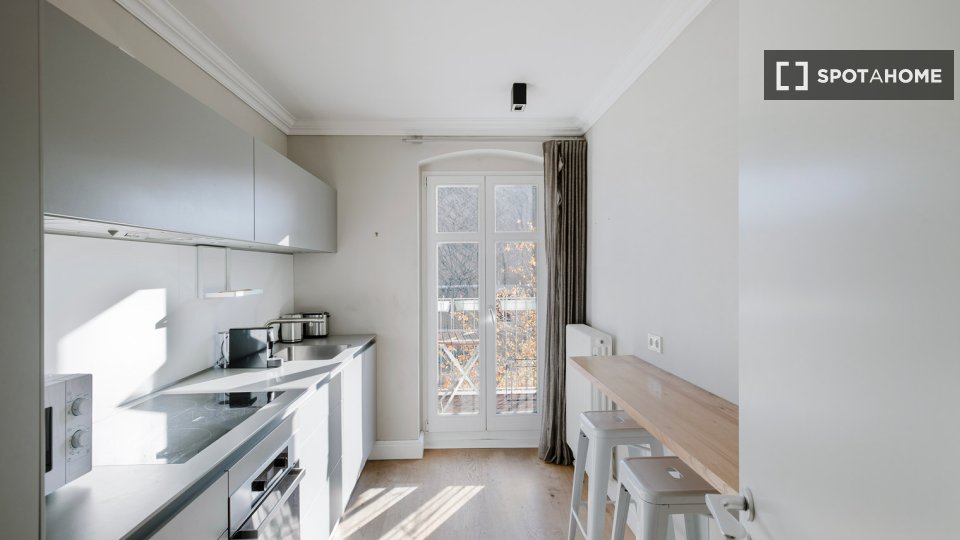 Apartment Berlin, 1 bed, 67m² — photo 4