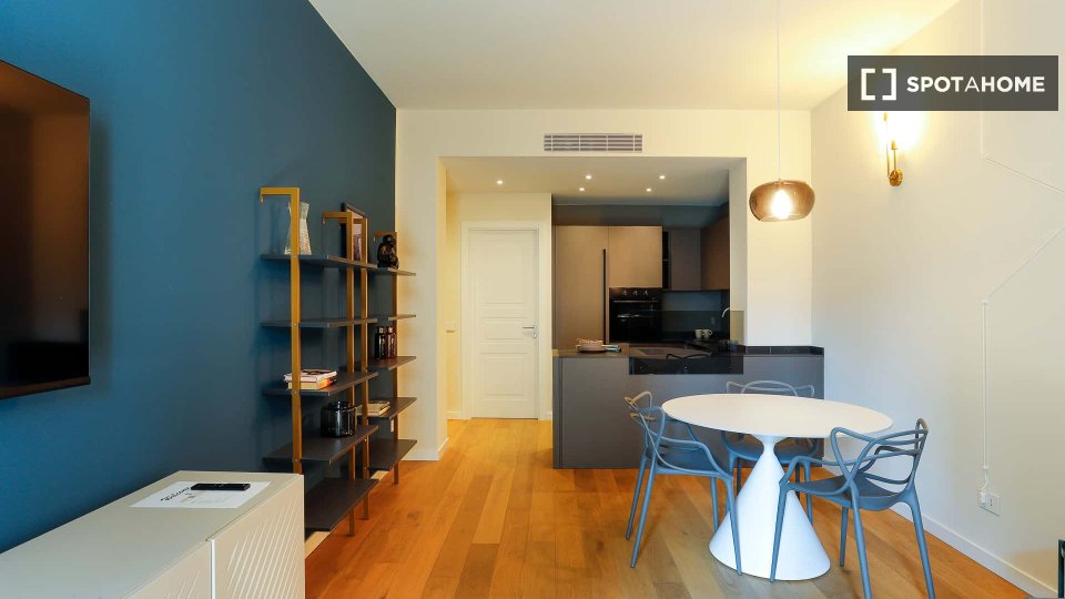 Apartment Milan, 1 bed, 60m² — photo 1
