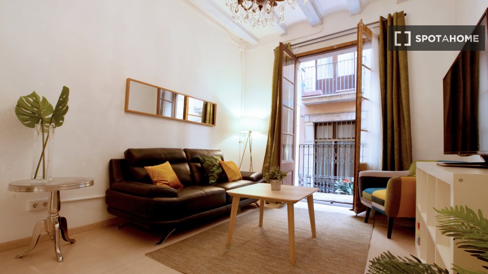 Apartment Barcelona, 3 beds, 90m² — photo 13