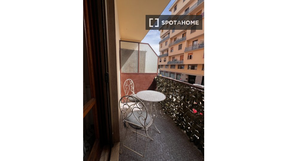 Double room Florence, 3 beds, 90m² — photo 41