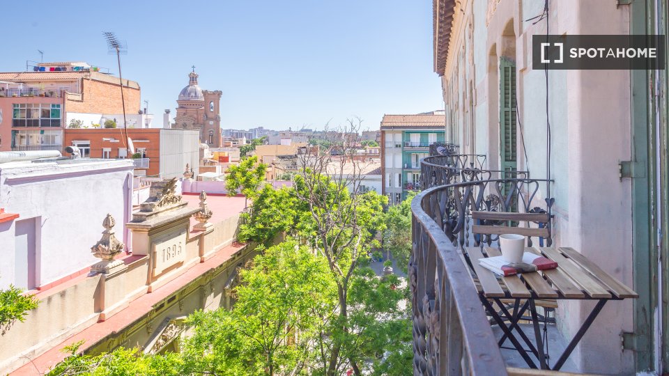 Double room Barcelona, 4 beds, 90m² — photo 17