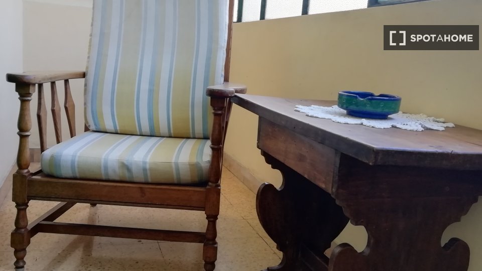 Double room Florence, 3 beds, 160m² — photo 5