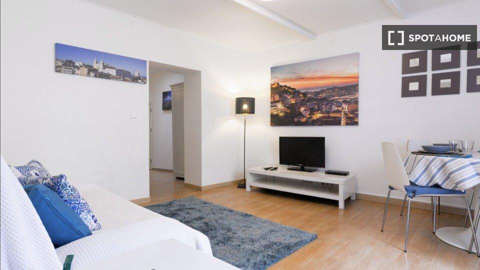 Apartment Lisbon, 2 beds — photo 2