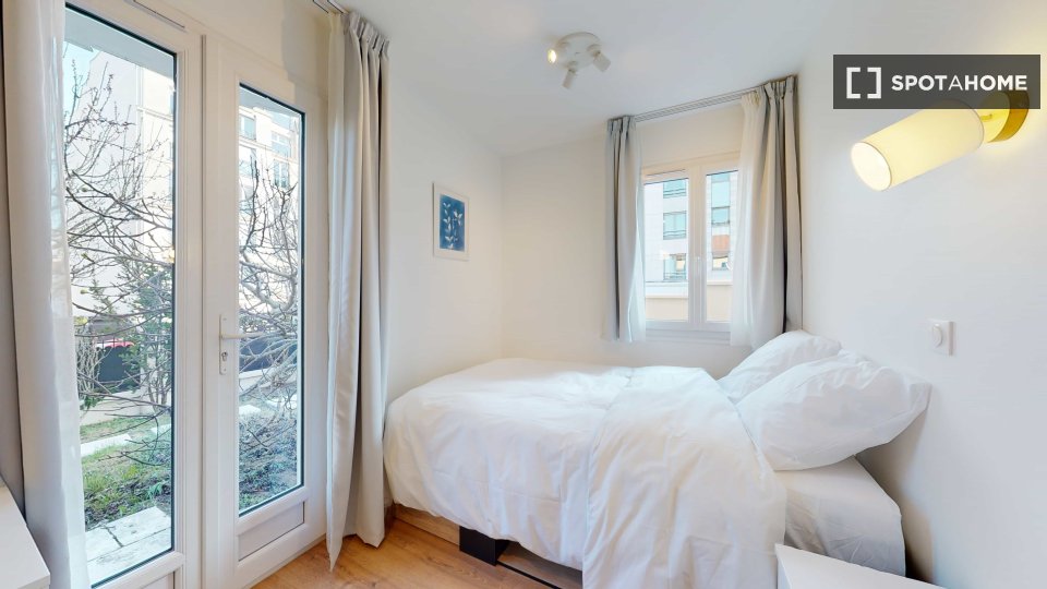 Double room Paris, 22 beds — photo 27