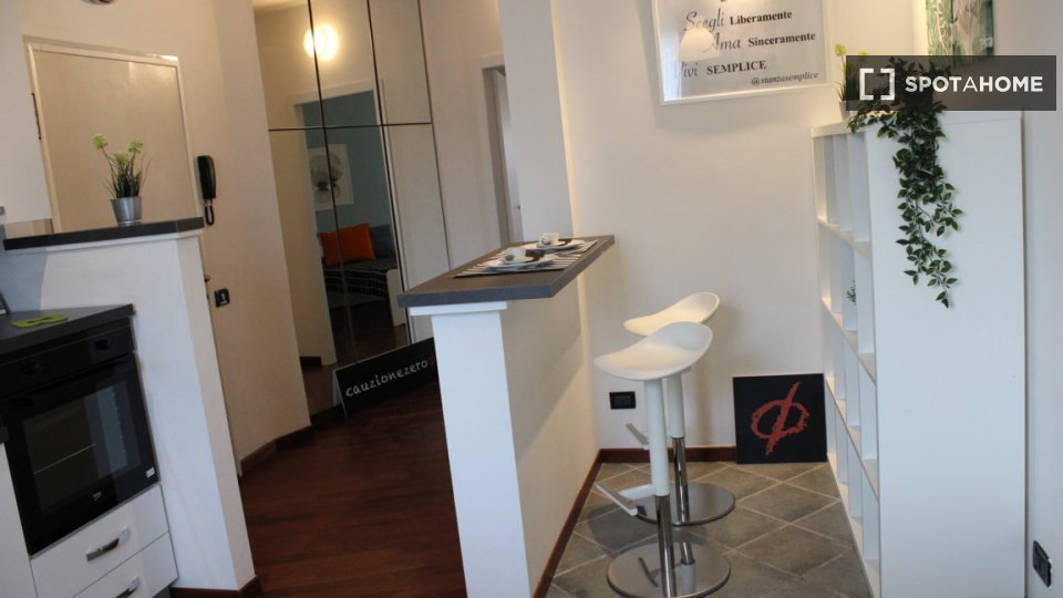 Double room Brescia, 5 beds — photo 14