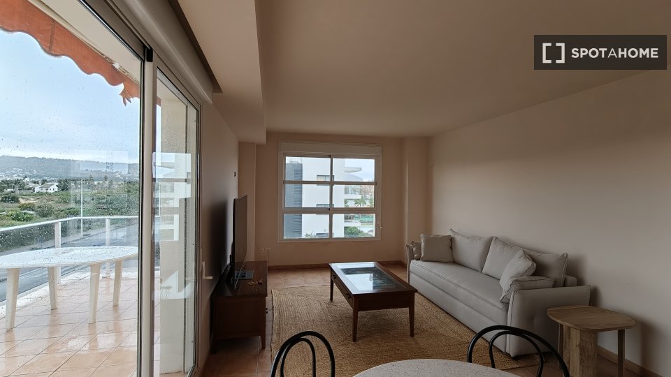 Apartment Alicante, 2 beds, 80m² — photo 17