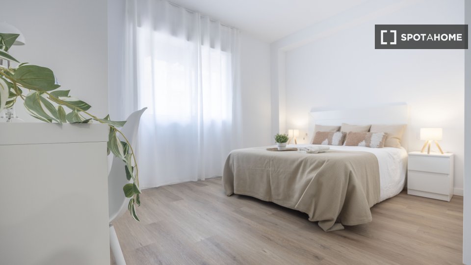 Chambre double Valence, 5 chambres, 100m² — photo 22