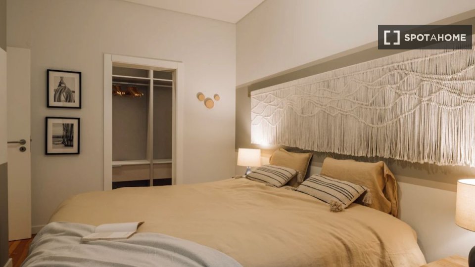 Apartment Lisbon, 3 beds — photo 12
