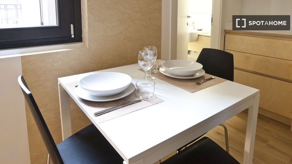 Apartment Milan, 1 bed, 40m² — photo 4