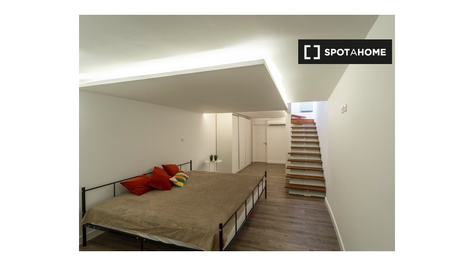 Apartment mono Lisbon, 110m² — photo 12