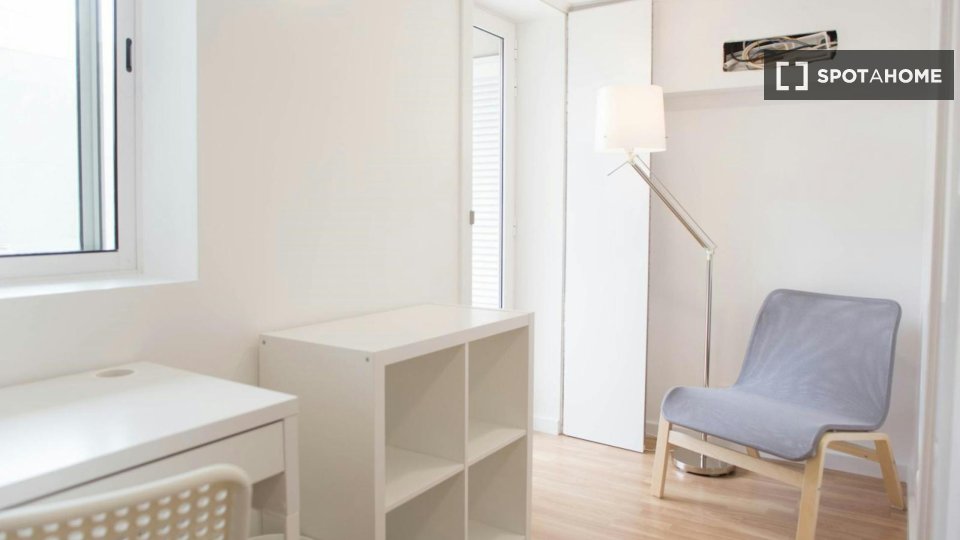 Double room Porto, 14 beds — photo 1