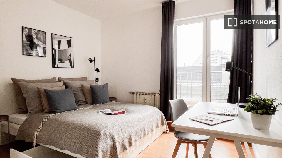 Apartment Berlin, 1 bed, 70m² — photo 12