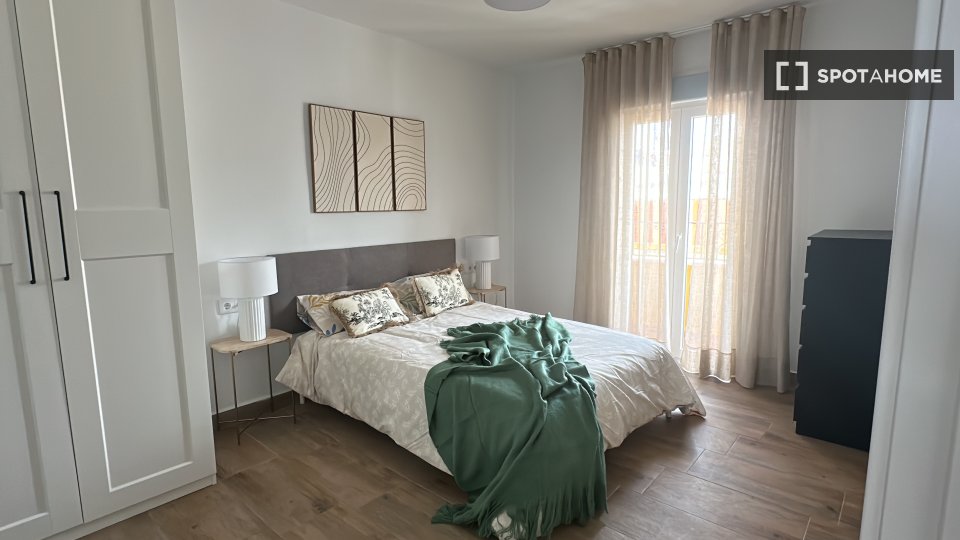 Apartment mono Seville — photo 7
