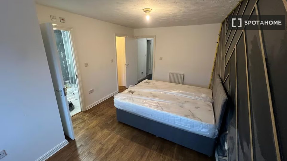 Apartment London, 4 beds — photo 8