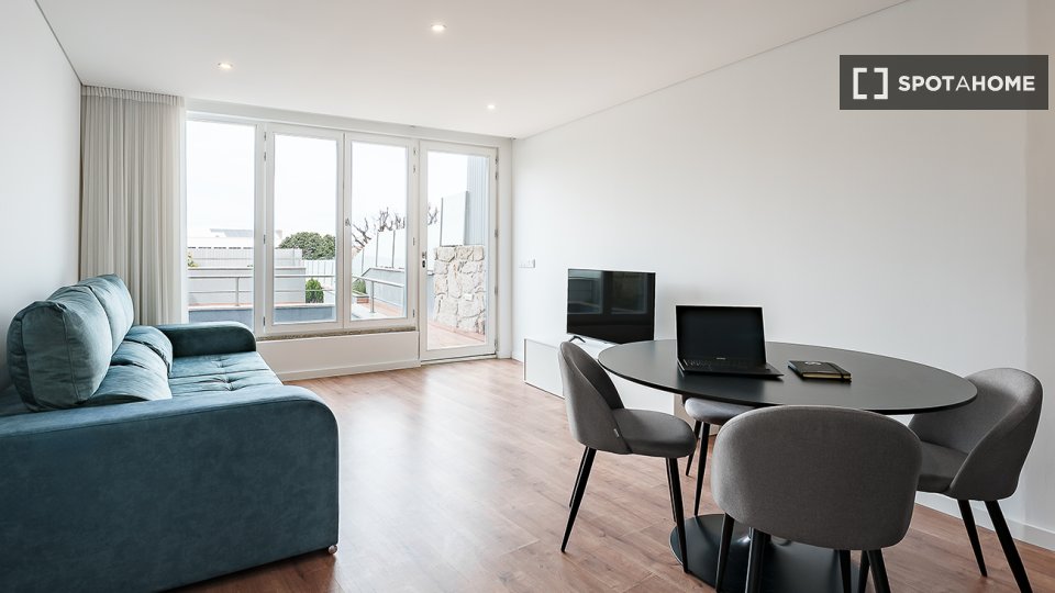 Apartment Porto, 2 beds, 175m² — photo 4