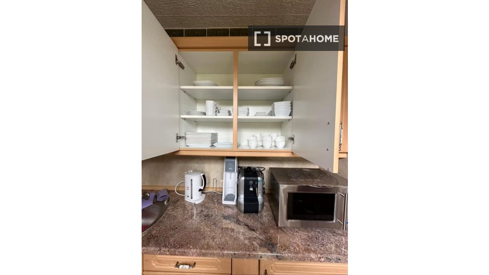 Double room Berlin, 5 beds, 85m² — photo 3